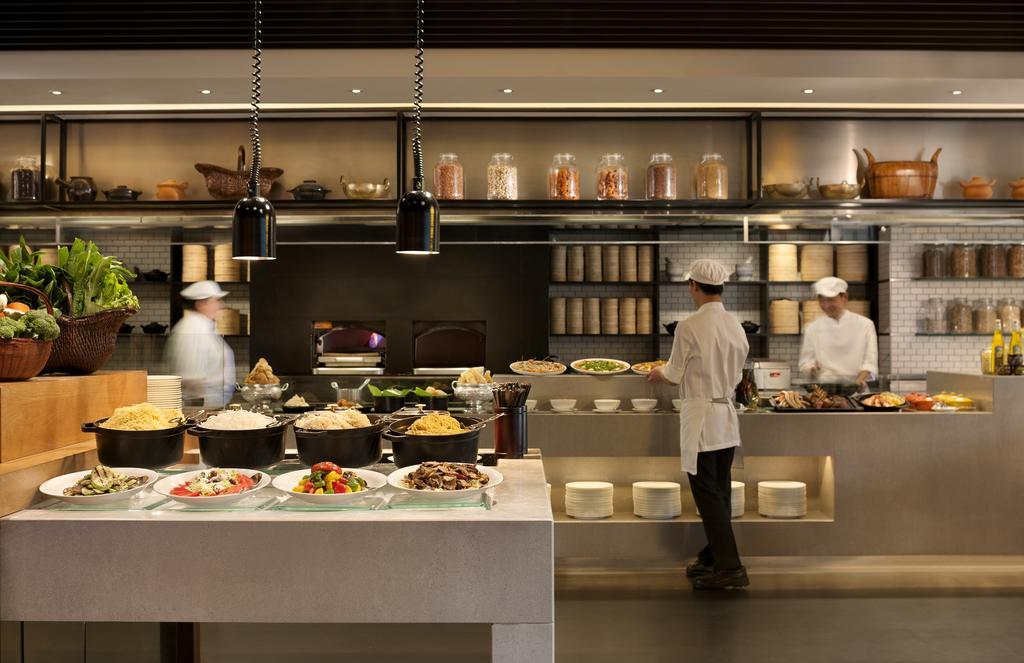 Hotel Icon Hong Kong Ngoại thất bức ảnh The kitchen at the restaurant
